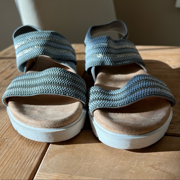 SO Blue and Gold Metallic Stretch Elastic Comfort Sandals Womens Size 7.5 Medium - Picture 12 of 16